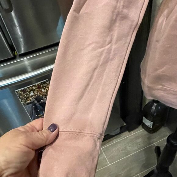 Champion Sweat Shirt  - Picture 3 of 5